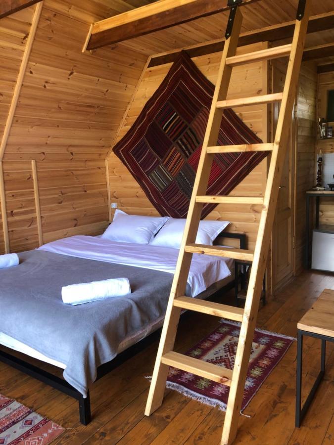 Kazbegi Kuro Cottages エクステリア 写真