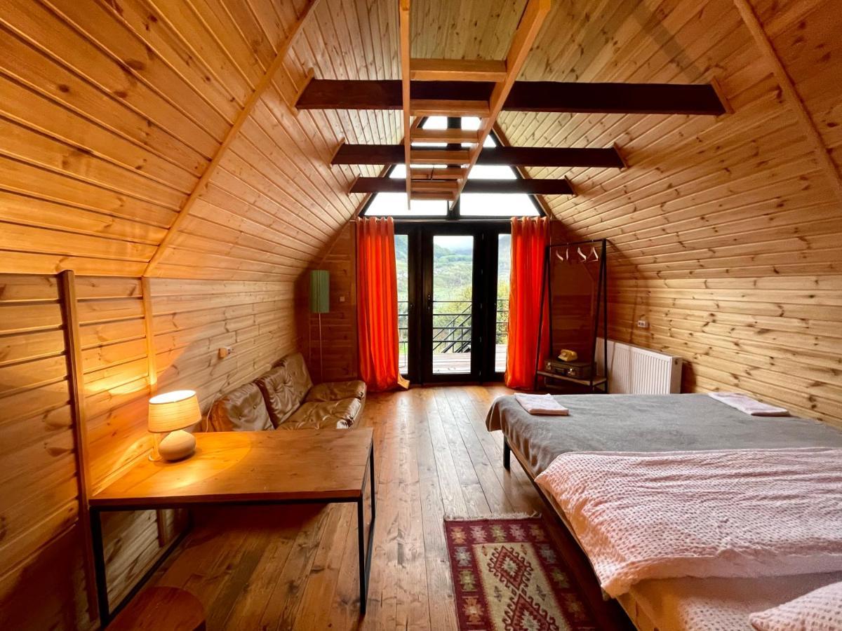 Kazbegi Kuro Cottages エクステリア 写真