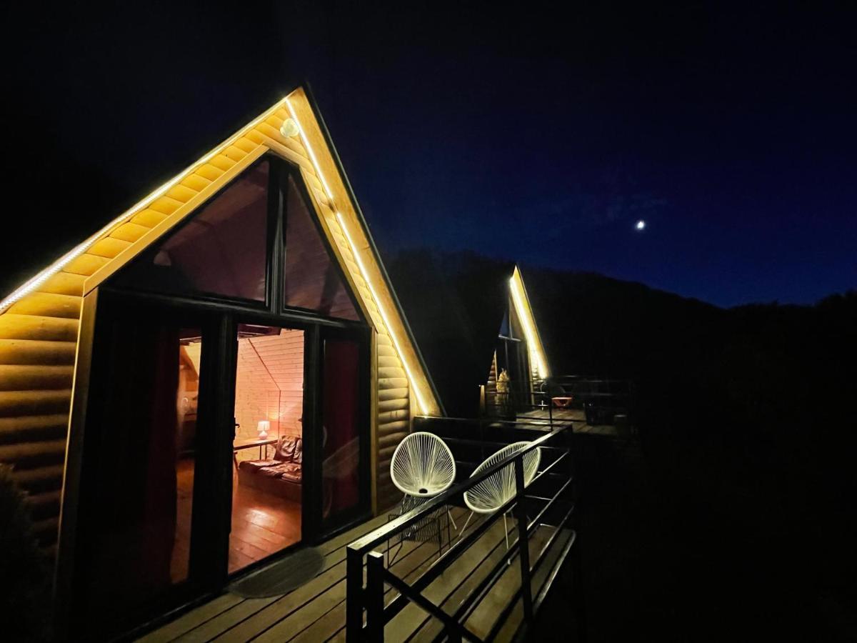 Kazbegi Kuro Cottages エクステリア 写真