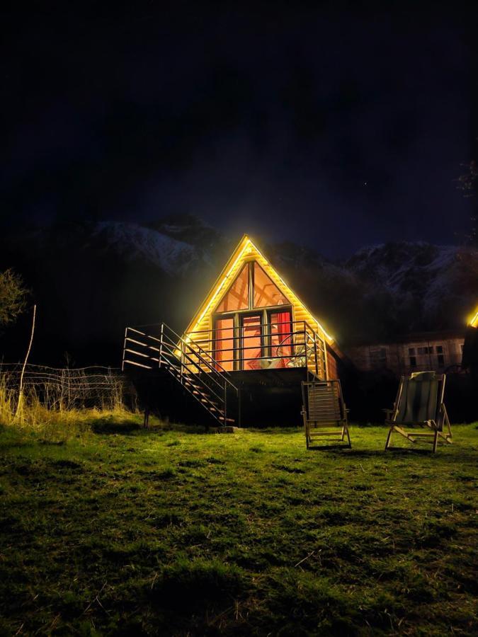 Kazbegi Kuro Cottages エクステリア 写真