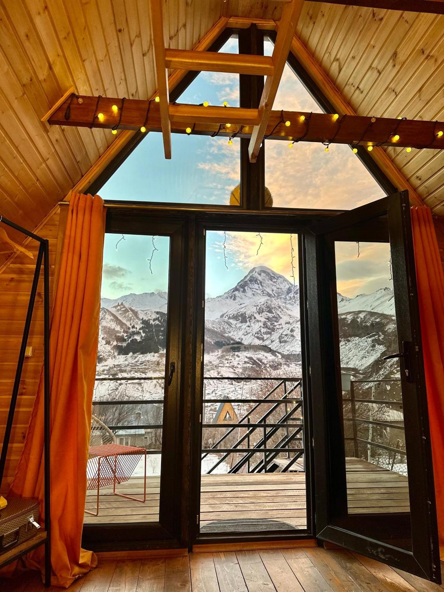 Kazbegi Kuro Cottages エクステリア 写真