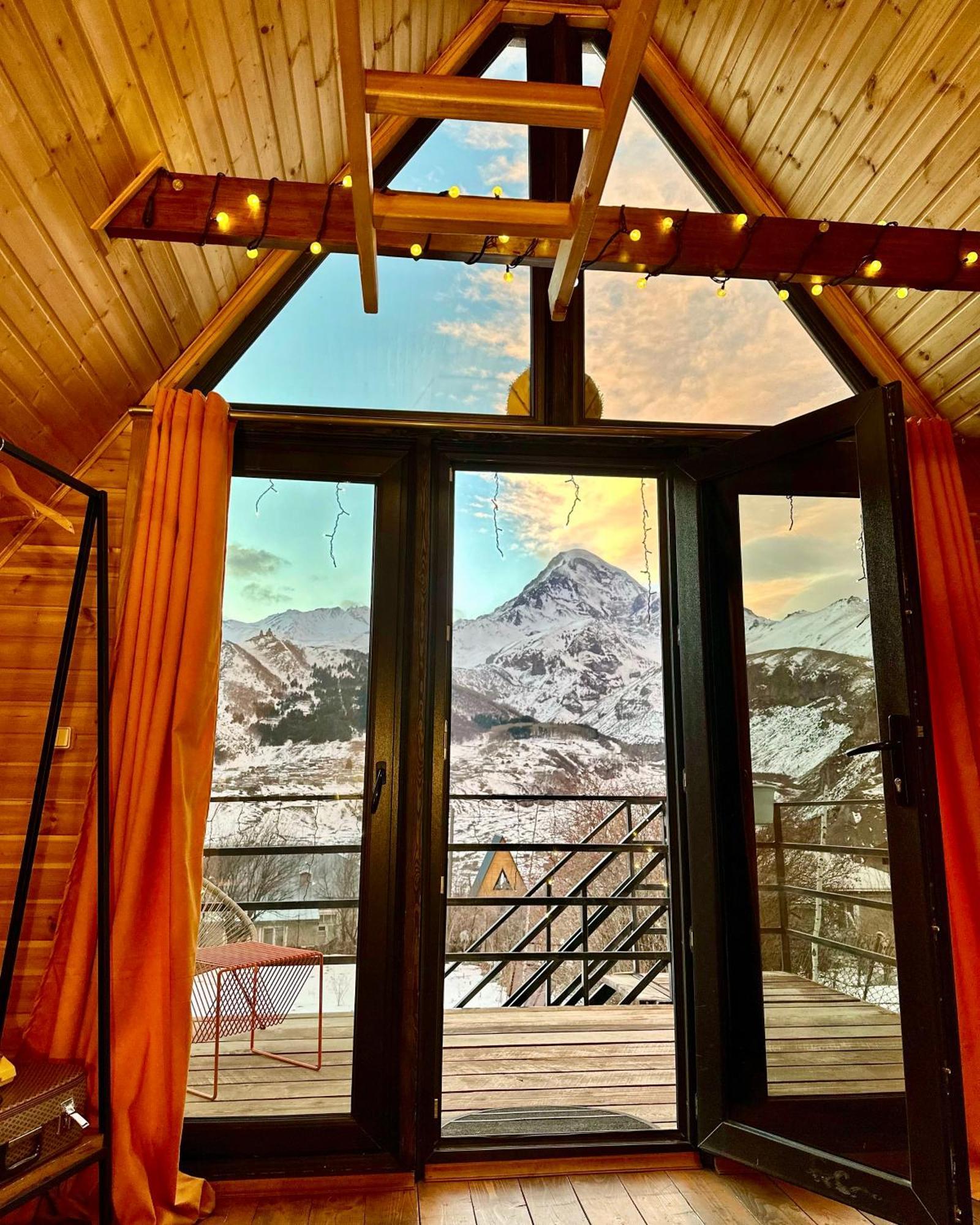Kazbegi Kuro Cottages エクステリア 写真